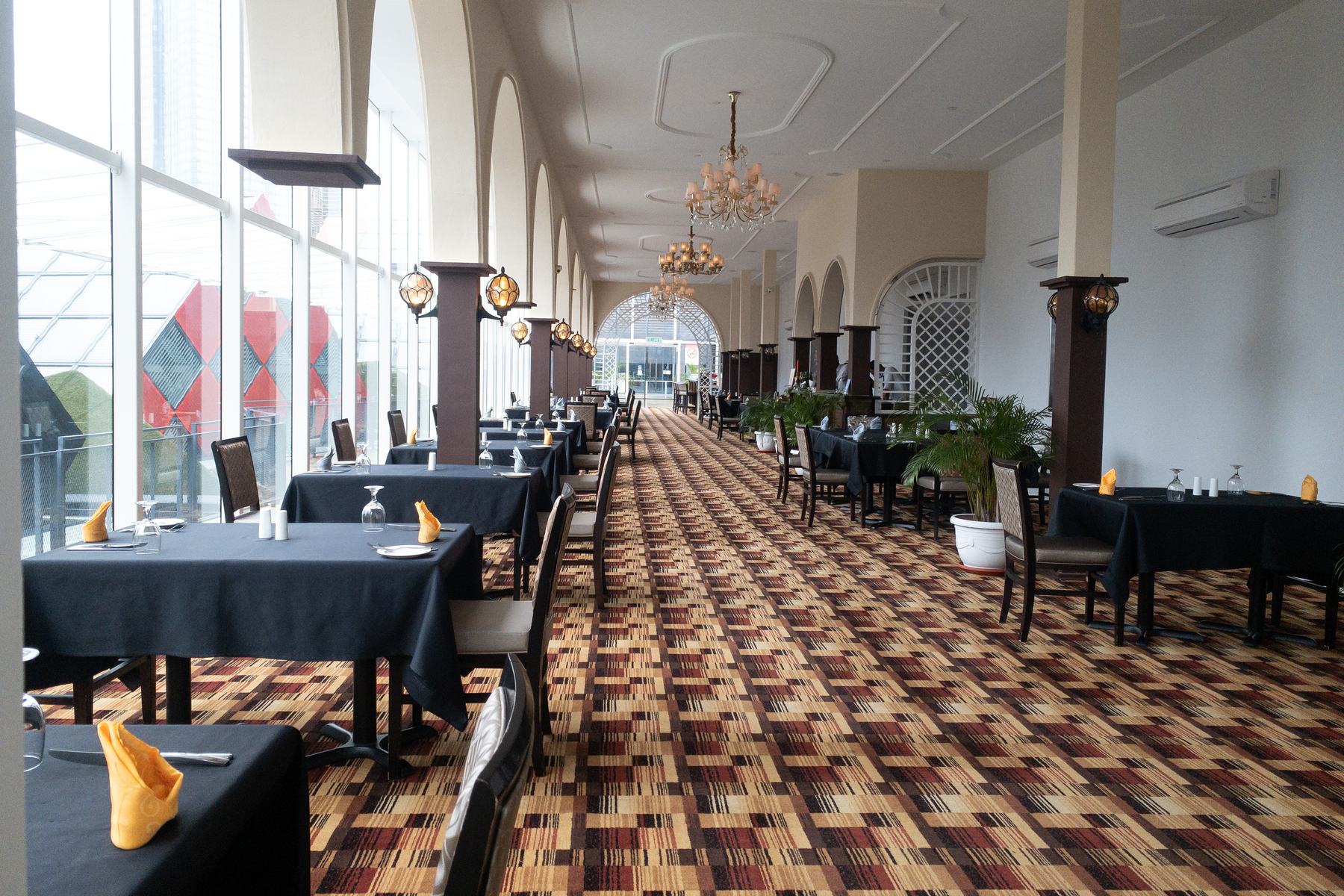 The long arched dining hall at Vivamore